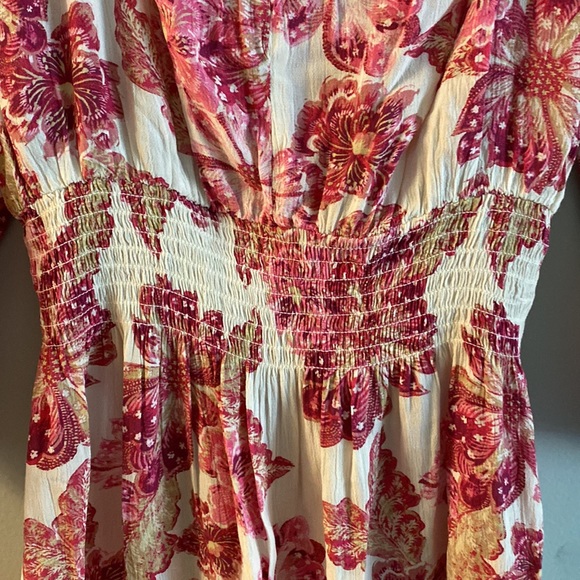 Off Shoulder Smocked Waist Dress Sz small. Like New! - Picture 5 of 10